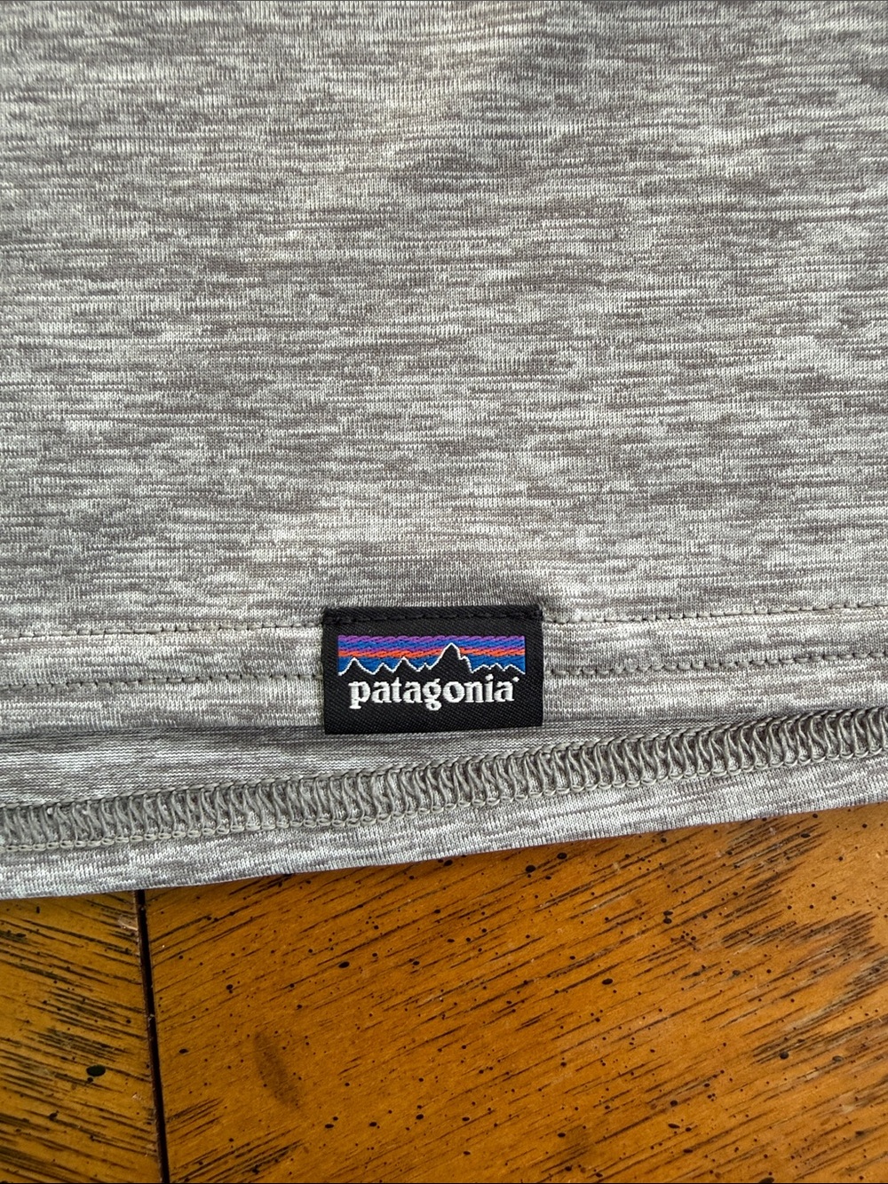 PATAGONIA Capilene Cool Daily Hoodie Feather Grey size Small - Picture 4 of 8